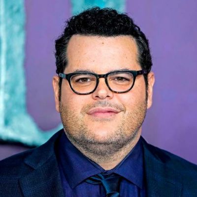 Josh Gad