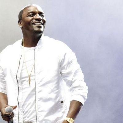  Akon