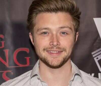 Sterling Knight