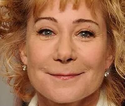 Zoe Wanamaker