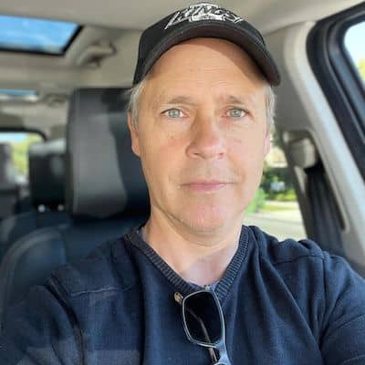 Chad Lowe