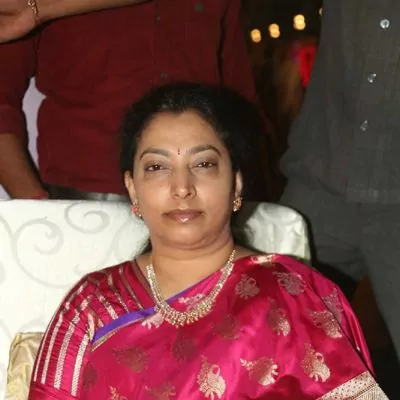  Nandamuri Devi