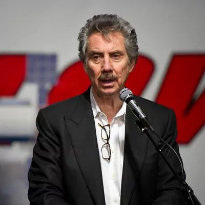  Robert Bigelow