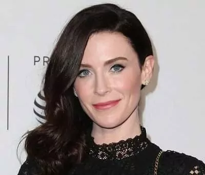 Bridget Regan