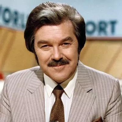 Dickie Davies