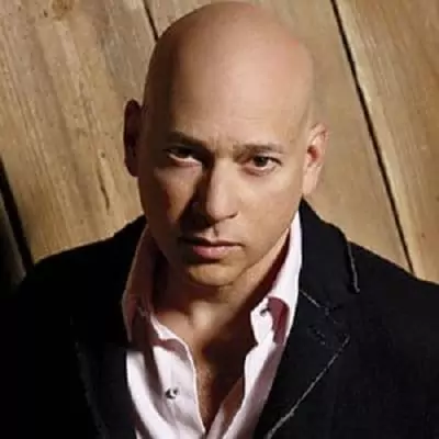 Evan Handler